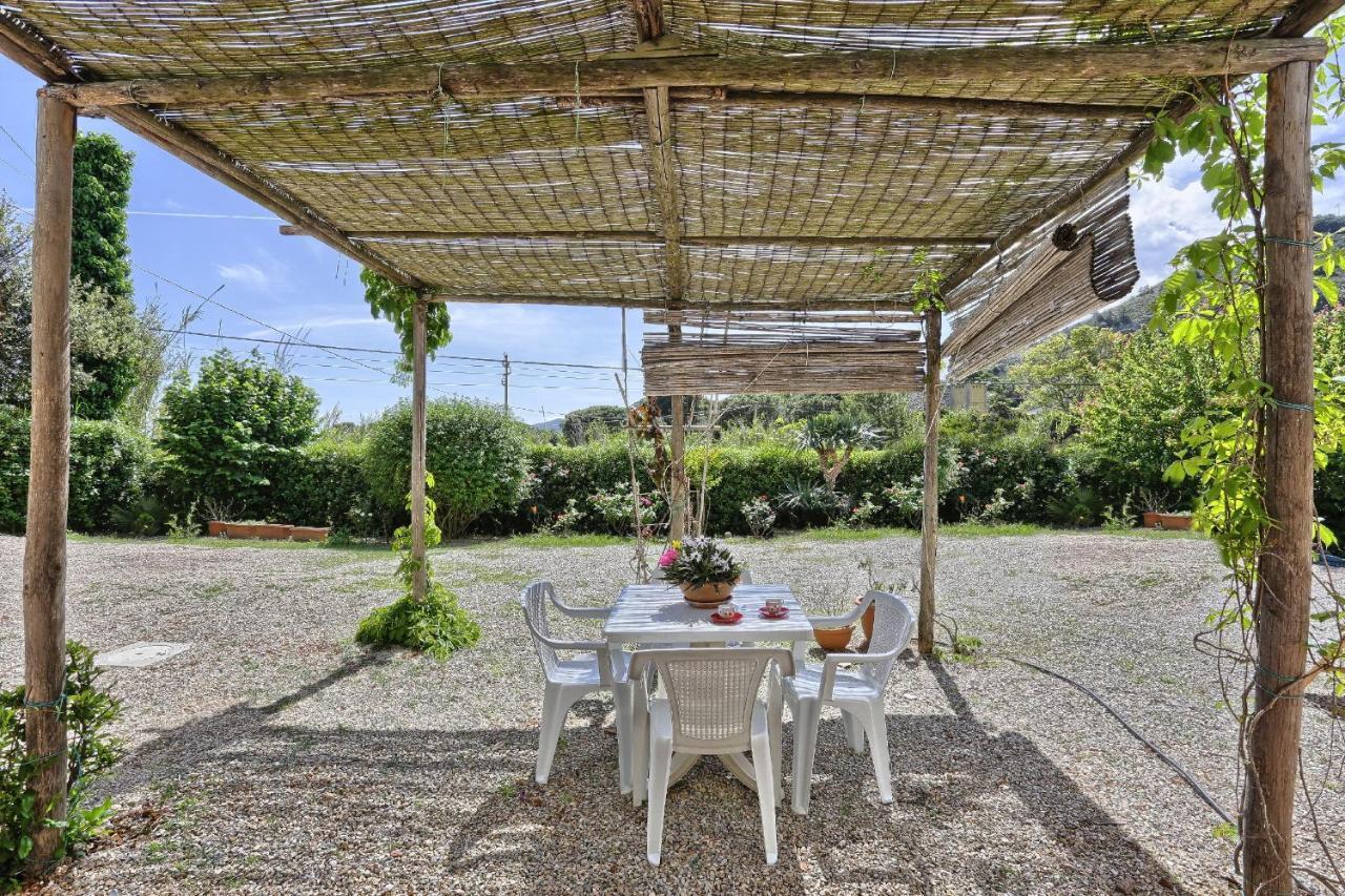 カポリーヴェリIl Giardino Nel Sole Biloアパートメント エクステリア 写真